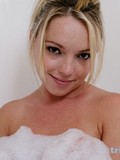 This single model knows how to turn the men on with the sexiest strip show