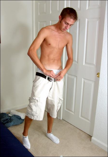 Click here to visit Straight Boys Jerk Off.
